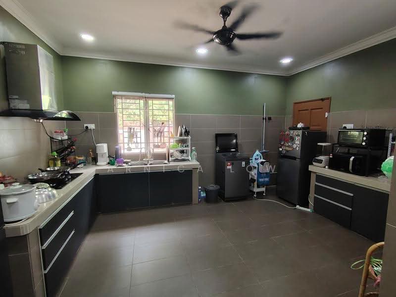 Rumah Teres untuk Disewa di Bandar Putra Permai (Seri Kembangan) - Arnica Low - PropertyGuru.com.my