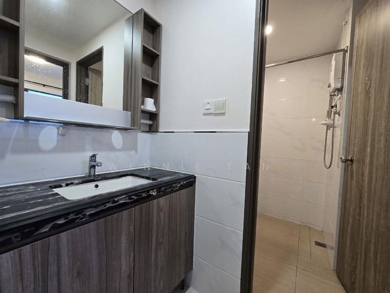 Service Residence for Rent at Country Garden Central Park - Winnie Tan - Bathroom - PropertyGuru.com.my