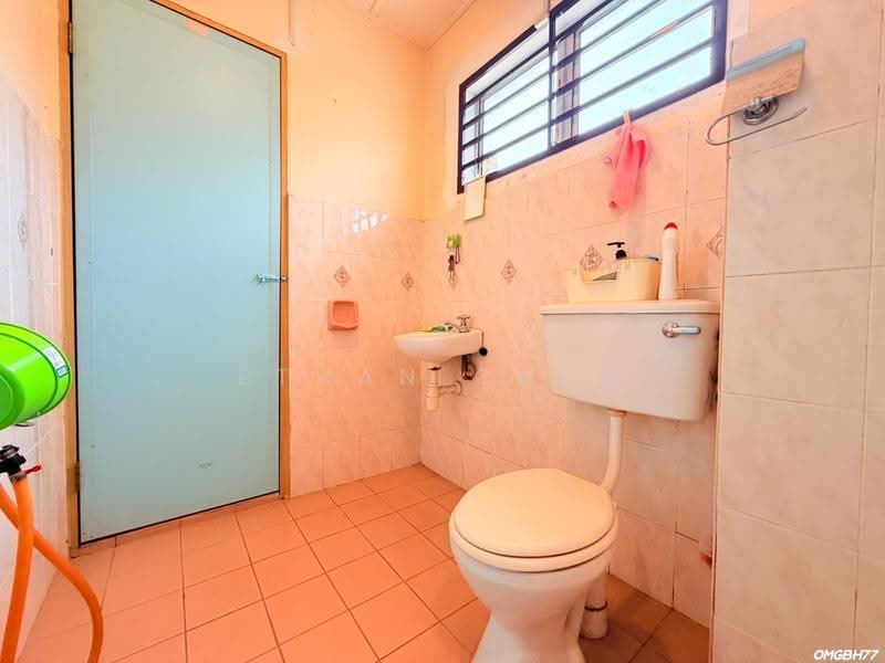 Rumah Teres 2-Tingkat untuk Dijual di Bandar Bukit Tinggi (Klang) - Ethan Chua - Bathroom - PropertyGuru.com.my