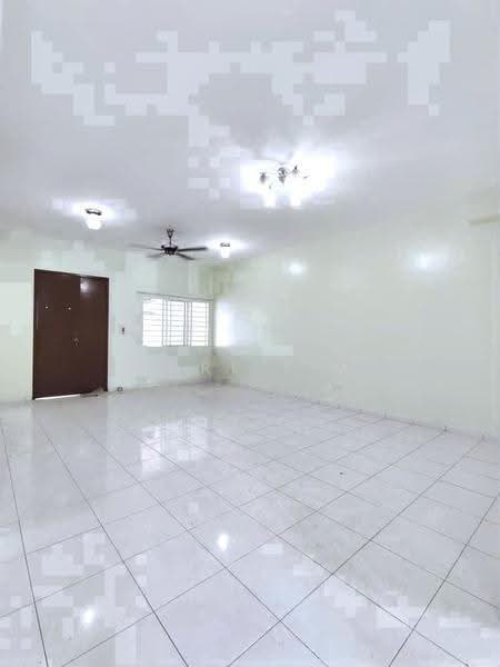 2-storey Terraced House for Sale in Taman Setia Indah (Tebrau) - Karl Lim - Living Room - PropertyGuru.com.my