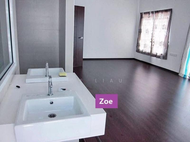 Rumah Berkembar untuk Dijual di Teluk Kumbar (Penang) - Zoe Liau - Bathroom - PropertyGuru.com.my