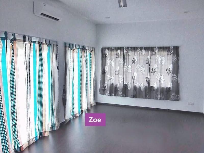 Rumah Berkembar untuk Dijual di Teluk Kumbar (Penang) - Zoe Liau - Living Room - PropertyGuru.com.my
