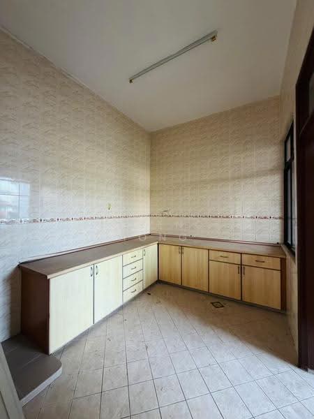 Semi-Detached House for Sale in Perling (Johor) - Florence Hong - Kitchen - PropertyGuru.com.my