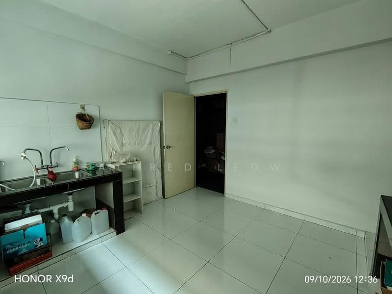 Kedai / Pejabat untuk Disewa di Laman Rimbunan (Kepong) - Alfred Leow - Kitchen - PropertyGuru.com.my