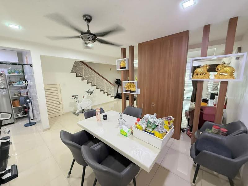 2-storey Terraced House for Sale in Subang Bestari (Shah Alam) - Tom Yip - Dining Room - PropertyGuru.com.my