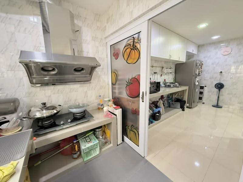 2-storey Terraced House for Sale in Subang Bestari (Shah Alam) - Tom Yip - Kitchen - PropertyGuru.com.my