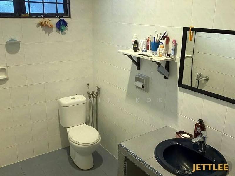 Rumah Berkembar untuk Dijual di Taman Chi Liung (Klang) - Daniel Kok - Bathroom - PropertyGuru.com.my