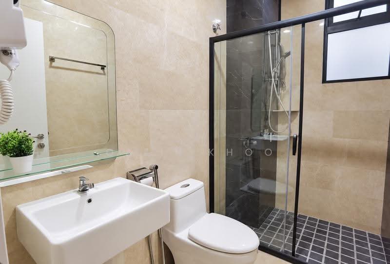 Condominium for Sale at The Cove Hillside Residence - Qazin Khoo - Bathroom - PropertyGuru.com.my