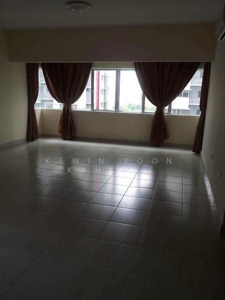 Kediaman Servis untuk Dijual di Koi Kinrara - Kewin Poon Kah Wei - Living Room - PropertyGuru.com.my