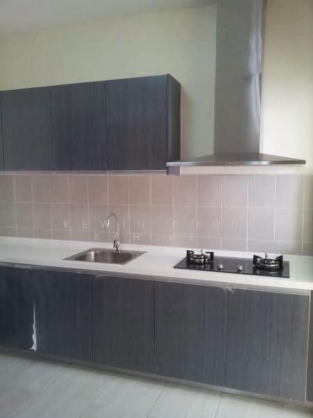 Kediaman Servis untuk Dijual di Koi Kinrara - Kewin Poon Kah Wei - Kitchen - PropertyGuru.com.my