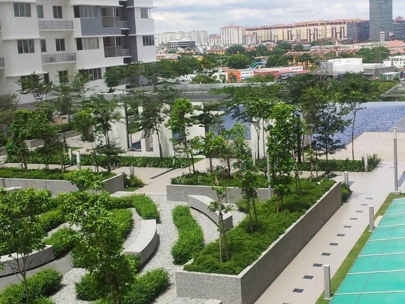 Kediaman Servis untuk Dijual di Koi Kinrara - Kewin Poon Kah Wei - Exterior - PropertyGuru.com.my