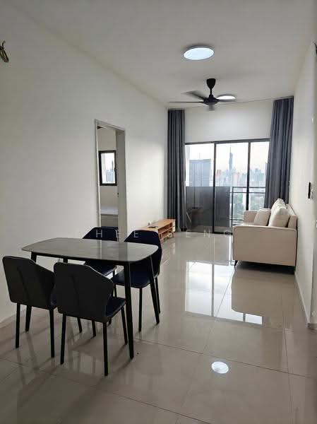 Kondominium untuk Disewa di Sky Awani Residensi 5 - Chee Seng - Living Room - PropertyGuru.com.my