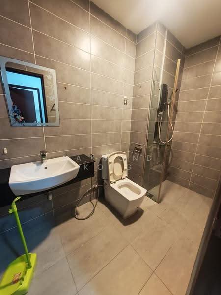 Kediaman Servis untuk Disewa di Paragon Residences @ Straits View - Raymond Kong - Bathroom - PropertyGuru.com.my