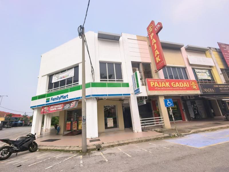 Shop / Office for Sale in Saujana Utama (Selangor) - Jing Foo - PropertyGuru.com.my