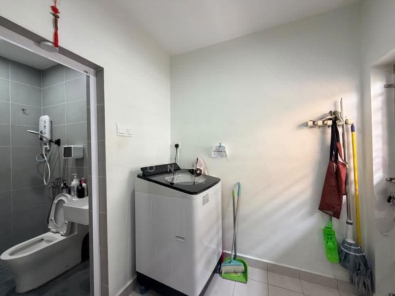 2-storey Terraced House for Sale in Taman Nusa Bestari (Iskandar Puteri (Nusajaya)) - Fion Choo - Bathroom - PropertyGuru.com.my