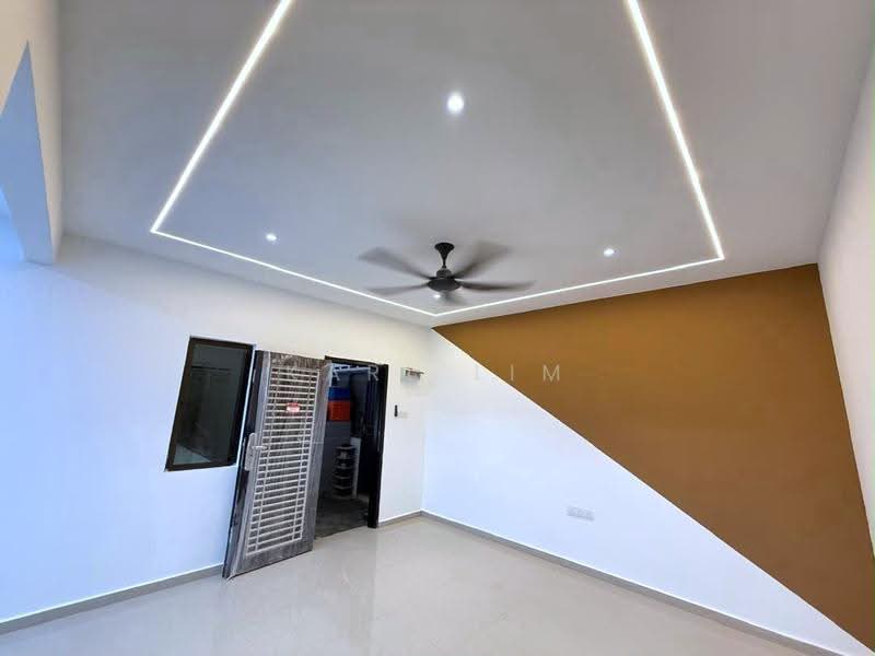 Rumah Flat untuk Dijual di Bandar Selesa Jaya - Karl Lim - Interior - PropertyGuru.com.my