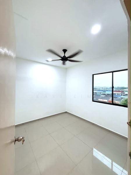 Rumah Flat untuk Dijual di Bandar Selesa Jaya - Karl Lim - Interior - PropertyGuru.com.my