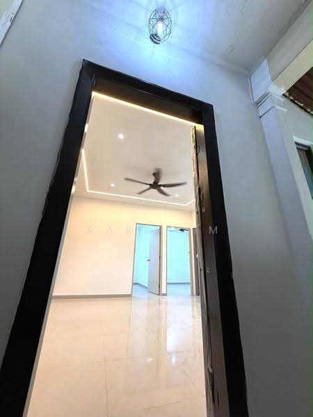 Rumah Flat untuk Dijual di Bandar Selesa Jaya - Karl Lim - Interior - PropertyGuru.com.my