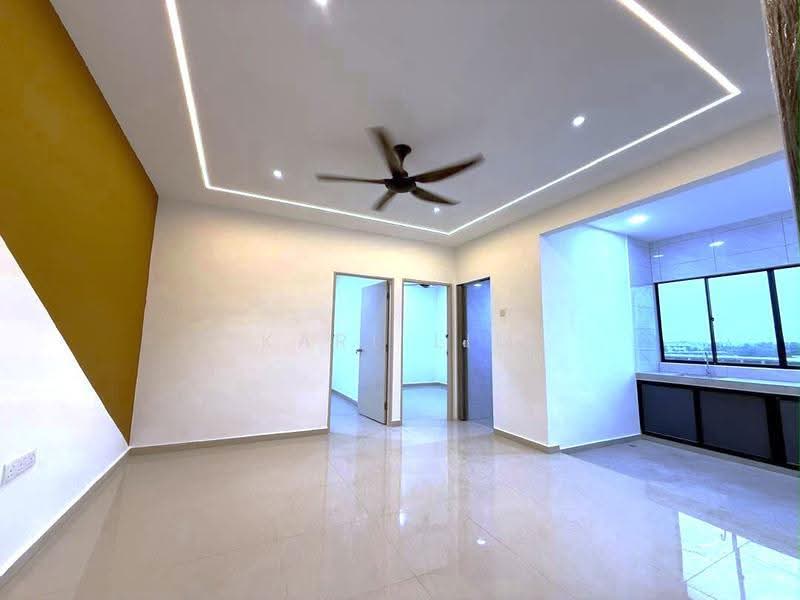 Rumah Flat untuk Dijual di Bandar Selesa Jaya - Karl Lim - Living Room - PropertyGuru.com.my