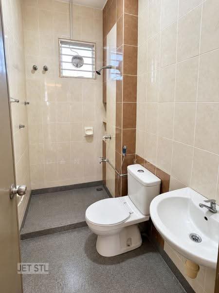 Rumah Teres 2-Tingkat untuk Dijual di Setia Indah 12 (Setia Alam) - Daniel Kok - Bathroom - PropertyGuru.com.my