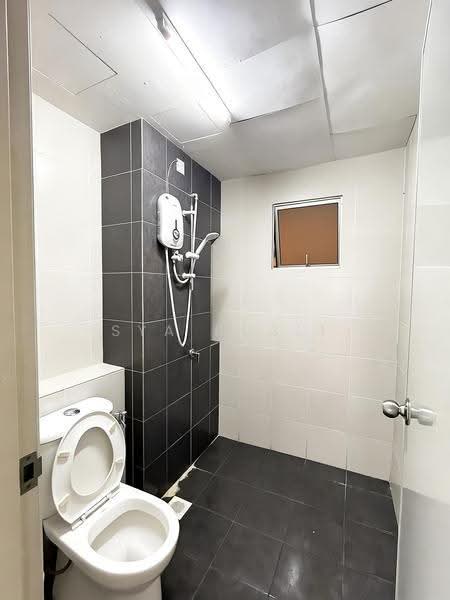 Apartment for Rent at D'Cerrum Apartment - Sya Rusli - Bathroom - PropertyGuru.com.my