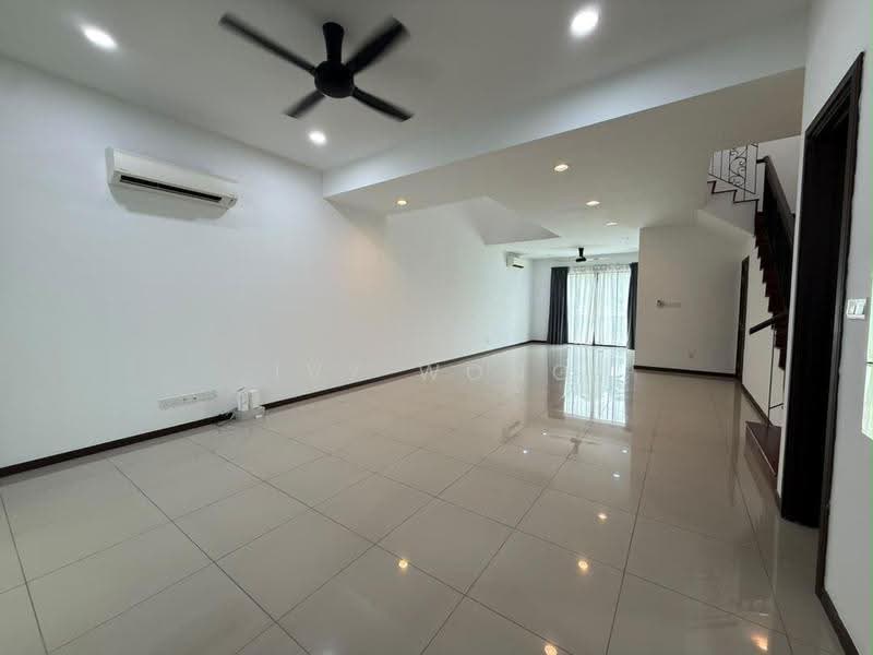 Rumah Teres 2-Tingkat untuk Disewa di Cyberjaya (Selangor) - Ivy Wong - Living Room - PropertyGuru.com.my