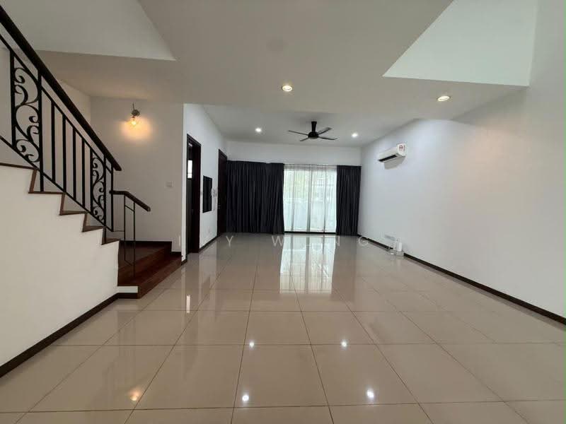 Rumah Teres 2-Tingkat untuk Disewa di Cyberjaya (Selangor) - Ivy Wong - Living Room - PropertyGuru.com.my