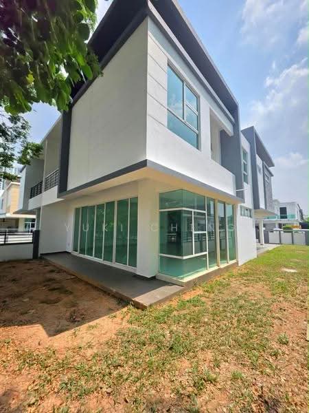 Semi-Detached House for Sale in Taman Austin Heights (Tebrau) - Yuki Cheng - PropertyGuru.com.my