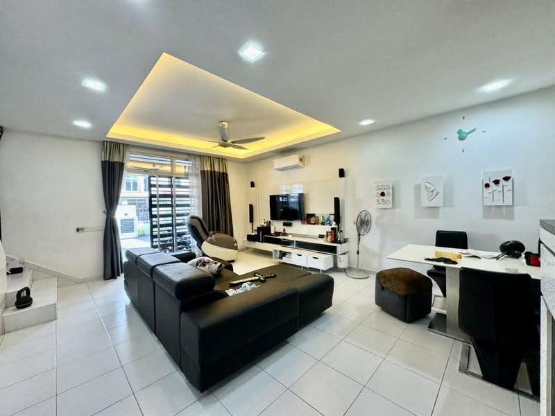 Rumah Teres 1.5-Tingkat untuk Dijual di Bukit Indah (Iskandar Puteri (Nusajaya)) - Janice . - Living Room - PropertyGuru.com.my