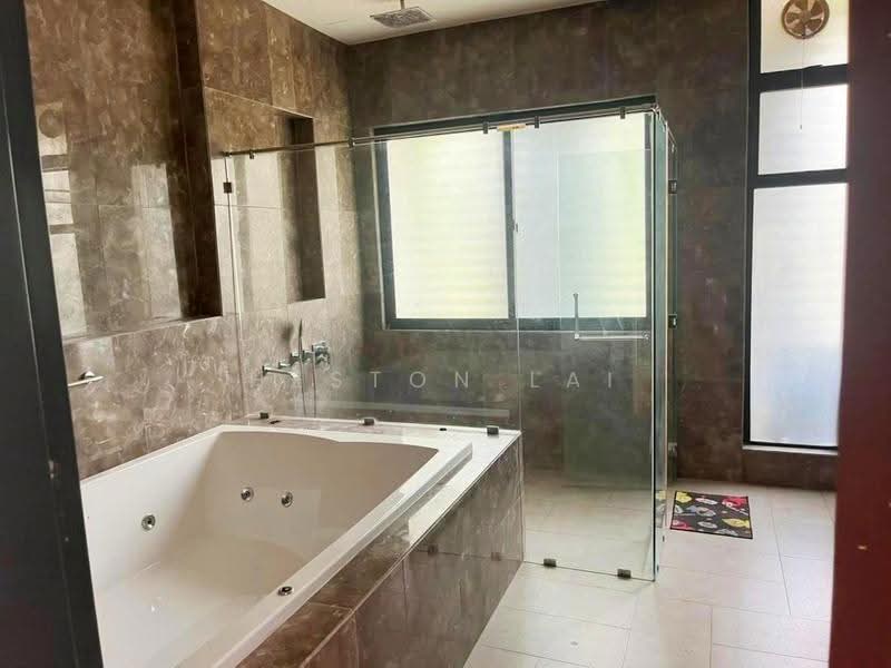 Bungalow House for Rent in East Ledang (Iskandar Puteri (Nusajaya)) - Heston Lai - Bathroom - PropertyGuru.com.my