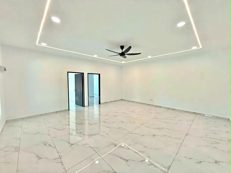 1-storey Terraced House for Sale in Taman Puteri Wangsa (Ulu Tiram) - Karl Lim - Interior - PropertyGuru.com.my