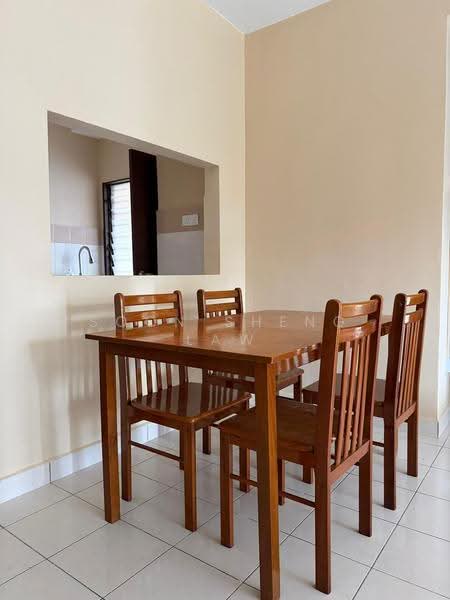 Kondominium untuk Disewa di Puncak Banyan - Soon Sheng Law - Dining Room - PropertyGuru.com.my
