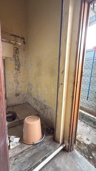 Rumah Banglo untuk Disewa di Senai (Johor) - Stephanie Yap - Bathroom - PropertyGuru.com.my