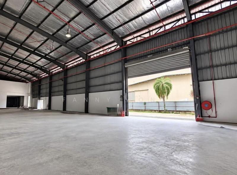 Factory for Rent in Taman Perindustrian Puchong (Puchong) - Fanny Wong - Exterior - PropertyGuru.com.my
