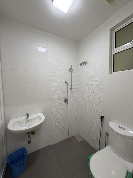Semi-Detached House for Sale in Kajang 2 (Kajang) - Johnny Leong - Bathroom - PropertyGuru.com.my