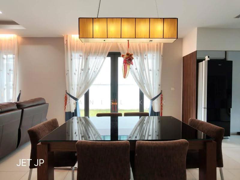 2-storey Terraced House for Sale in Ambang Botanic 2 (Klang) - Daniel Kok - Dining Room - PropertyGuru.com.my