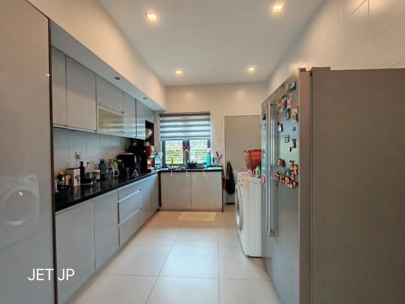 2-storey Terraced House for Sale in Ambang Botanic 2 (Klang) - Daniel Kok - Kitchen - PropertyGuru.com.my