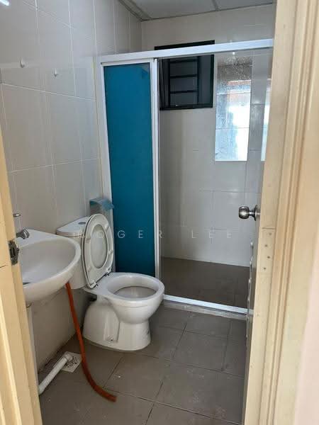 Service Residence for Rent at OUG Parklane - Roger Lee - Bathroom - PropertyGuru.com.my