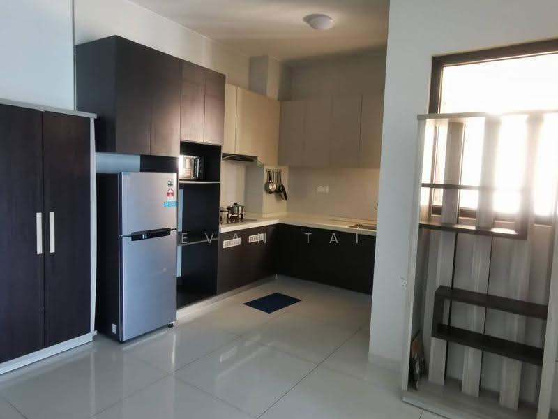 Condominium for Rent at Royal Strand @ Country Garden Danga Bay - Evan Tai - Kitchen - PropertyGuru.com.my