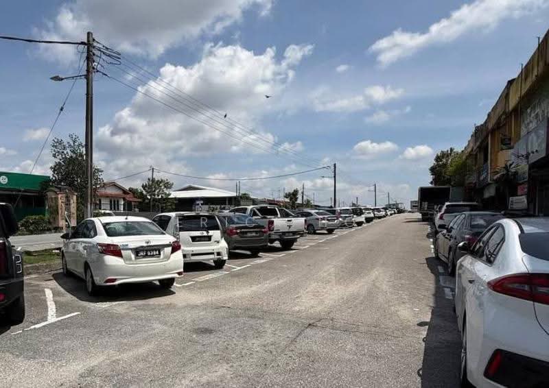 Shop for Sale in Taman Ungku Tun Aminah (Skudai) - Erica Ho - Car Park - PropertyGuru.com.my
