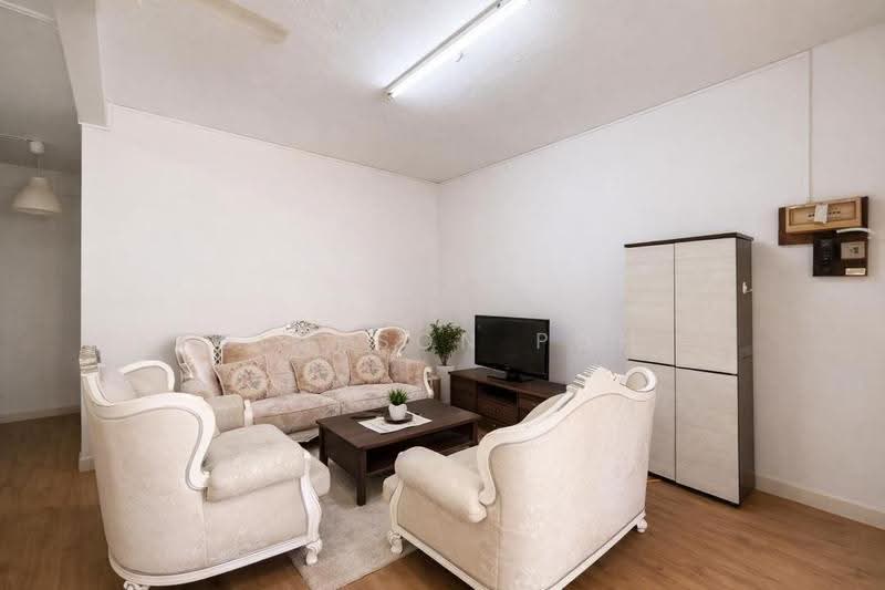 Rumah Teres 2-Tingkat untuk Dijual di Taman Sri Tebrau (Johor Bahru) - Simpson Poh - Living Room - PropertyGuru.com.my