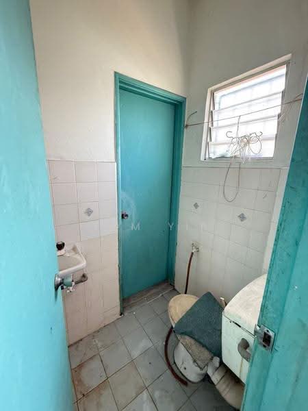Rumah Teres untuk Dijual di Rawang (Selangor) - Tom Yip - Bathroom - PropertyGuru.com.my