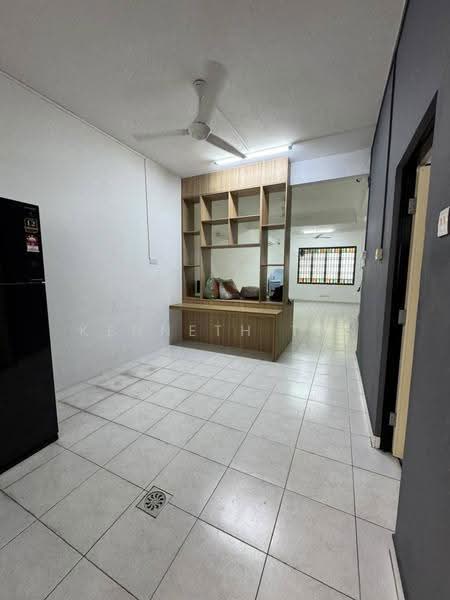 Terraced House for Rent in Taman Molek (Johor Bahru) - Kenneth Tan - Living Room - PropertyGuru.com.my