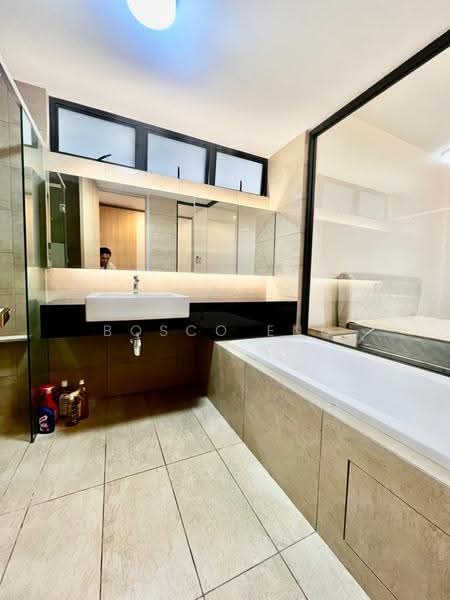 Kondominium untuk Disewa di The WaterEdge (Pinggiran Air) - Bosco Eng - Bathroom - PropertyGuru.com.my
