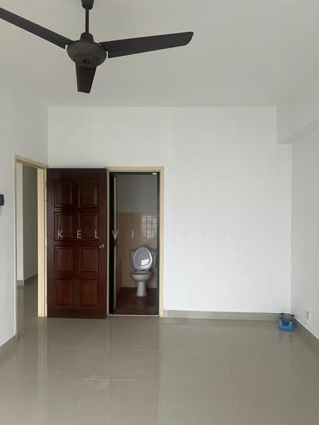 Condominium for Sale at The Reef Condominium - Kelvin Seow - Bathroom - PropertyGuru.com.my