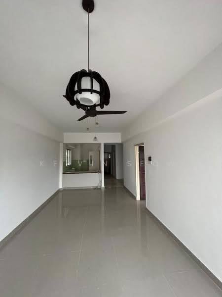 Condominium for Sale at The Reef Condominium - Kelvin Seow - Living Room - PropertyGuru.com.my