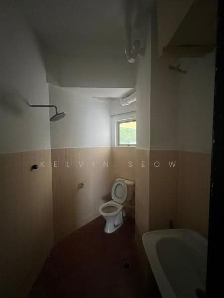 Condominium for Sale at The Reef Condominium - Kelvin Seow - Bathroom - PropertyGuru.com.my