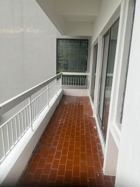 Condominium for Sale at The Reef Condominium - Kelvin Seow - Balcony - PropertyGuru.com.my