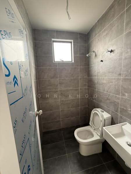 2-storey Terraced House for Sale in S2 Heights (Seremban 2) - John Khoo - Bathroom - PropertyGuru.com.my
