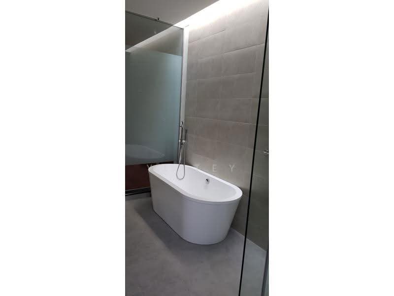 Rumah Banglo untuk Disewa di Bukit Damansara (Damansara Heights) - YL Tey - Bathroom - PropertyGuru.com.my